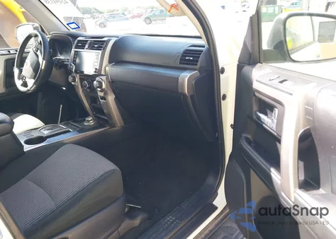 2021 Toyota 4Runner Sr5 из США, поврежденный, VIN JTEMU5JR5M5759425